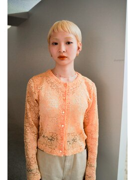 アザー(o. the .r) 上品なベリーショート