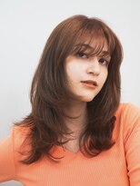 アルティファータ(artifata)&nbsp;ミディアムレイヤー　暖色系カラー オレンジ ブラウン