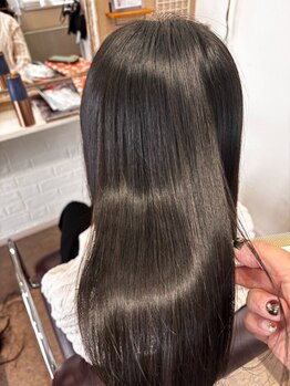 プティエール(Petit Ailes)の写真/【極上ケア】くせ毛・うねりなどのエイジング毛を改善できる極上の髪質改善ストレート”METEO”取り扱い◎