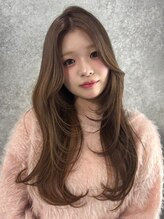 アイリス 天文館店(AIRIS)&nbsp;韓国ヘア ロングレイヤー 透明感カラー ベージュカラー 髪質改善