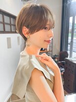 ハルキミナト メゾン(HM MAISON)&nbsp;30代40代50代耳かけショート前髪なしハンサムショートカット