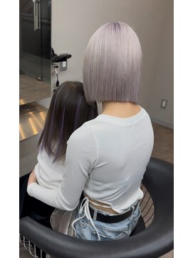 エミーバイモアムー(Emmie byMoremuu) 【RYUKI】ホワイトカラー