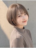 ショートレイヤー×ミルクティーベージュ