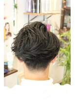 ヘアー ド ブラン(Hair de Brun)&nbsp;直毛におさらば！★刈り上げ★ツーブロックパーマ☆