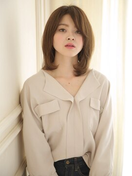 ビィシャイン 小野店 “つくり込まない”ミディ