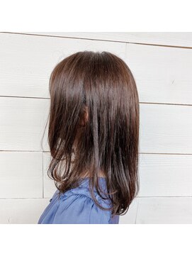 ピース トウキョウ(PEACE TOKYO) 艶を意識したミディアムスタイル