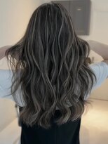 ヨロ 小岩(YOLO) ハイライトカラーミルクティーベージュケアブリーチダブルカラー