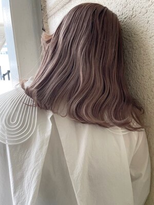 ダメージレスに透明感のある艶髪が叶うイルミナカラーとエドルカラー☆人気のイヤリングカラー・Wカラーも