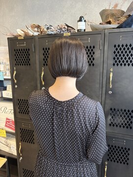 アチーブリス(achieve Liss) ショートボブ襟足スッキリ大人キレイショートボブ20代30代40代