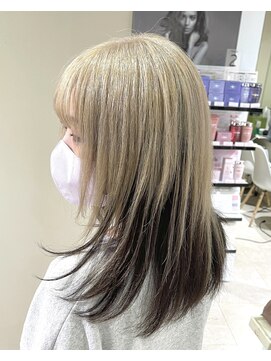 アミル(amiLe) レイヤーカット/インナーブラック/ブロンド