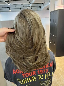 メリー オオサカ(Merly Osaka) olive beige × layer cut