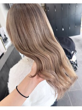 ガルボヘアー 桟橋店(garbo hair) ハイトーン大人可愛い20代30代40代