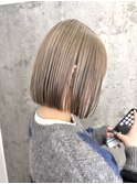 大人かわいい/ハイトーンボブ/ラインボブ/ブリーチ/グレージュ