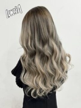 ルシア 京都四条河原町烏丸(LuciA) 【レミー100%/54cm】シールエクステ×カラー×カット