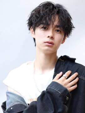 アンサー 渋谷(ANSWER) センターパートツイスパ波巻きスッキリ色気ヘア