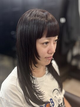 ロングレイヤー×ぱっつん前髪