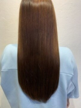 ナフィ バイ エイム 町田店(Nafie by eim) ロングワンレングス/髪質改善/ナチュラル縮毛矯正/清楚ヘア/小顔