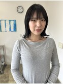 オリーブグレージュ