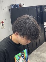 オーバル ジングウマエ(OVARL jingumae)&nbsp;縦落ちパーマツイストスパイラルパーマ