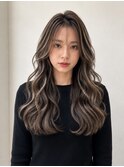 ハイライト×グレージュロング 顔まわりレイヤー 韓国風