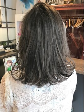 アンティガ(ANTIGA) 透明感抜群★バイオレットグレージュ