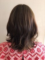 ロンドアベニール 北千住(Lond avenir)&nbsp;Aラインレイヤーひし形ミディ　スタイリスト西田大樹