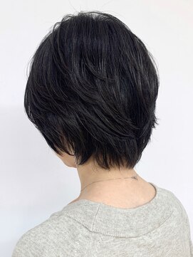クオリス 上板橋店(QUALIS) 30代・40代★レイヤーカットショートボブ黒髪フェイスレイヤー
