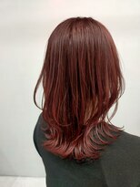 バッカ(BACCA)&nbsp;#白髪染め チェリーレッド 外ハネレイヤーミディー#