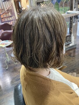 ヘアー クリエイト カルバリ(HAIR CREATE Calbari) ナチュラルパーマボブ