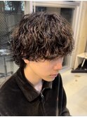 センターパートツイストスパイラルパーマメンズマッシュパーマ