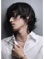 ネクストフォーヘアー(NEXT for hair)&nbsp;前上がり　マッシュウルフ　メンズナチュラル　スパイラルパーマ