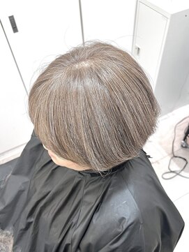 エクラート ミリア 船橋(ECLART milia) 《魅せるグレイヘア白髪ぼかしカラー◇ハイライト[船橋]