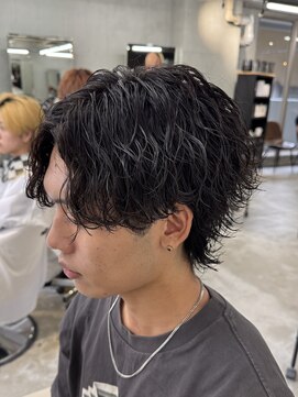 エデアンルクラ 下通(EDEAN Leclat) 熊本メンズパーマ 波巻きパーマ ウルフ 韓国ヘア