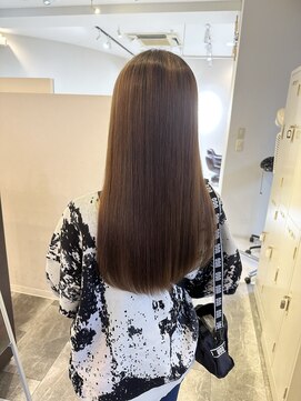 ロンドルピナス 小倉(Lond Lupinus) ブルーブラック/ワイドバング/美髪のススメ/外ハネボブ/北九州