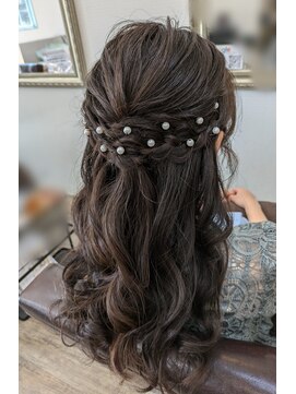 アンジョ(Anjo) ハーフアップ♪