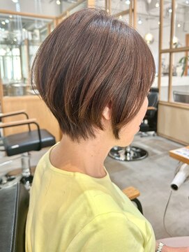 フェリアファム 北千里(FERIA fam) ハイライトカラー/ミルクティーベージュ/レイヤーカット