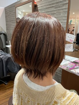 アミカ シーモール店(Amica) ウルフカット