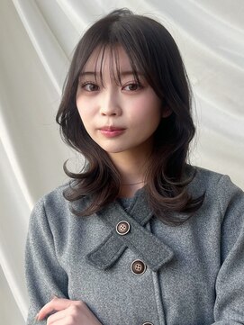 バイオレット 表参道店(Violet) ミディアムレイヤーくびれミディアムアイスグレーIB-47