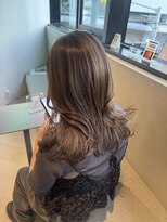 ロカリタ キョウト 河原町三条店(ROCAReTA kyoto) オリーブブラウン レイヤーカット 透明感カラー 髪質改善