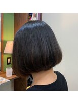 ニッチ(Nitti)&nbsp;前下がりボブ