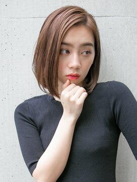 ルティア(Lutia) ダブルカラー ミルキーグレージュ！