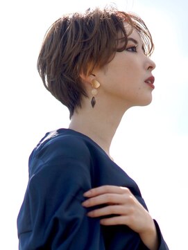 アトリエ フェム(atelier.fem) atelier.fem　センターパート大人ハンサムショート