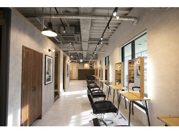 Agu hair phyale 六甲道店【アグ ヘアー ピュアレ】