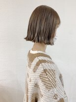 ダブル(W)&nbsp;切りっぱなしボブ