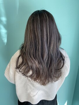 リーホリエ(Lee Horie) 艶ベージュハイライト