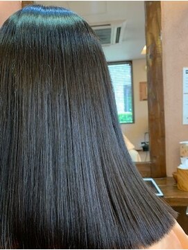 リア シェリム(Ria cherim) マジカルストレート