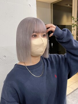 シーク 天神(SEEK) 【SEEK 緒方 芽久】 ホワイトシルバー