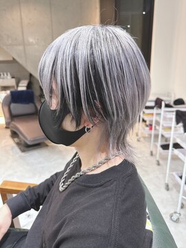 デイズ(days) ウルフカット/ウルフショート/ホワイトカラーdays