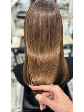 ナチュラ(natura) 髪質改善ストレート◎酸性ストレート◎艶髪