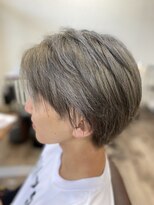 ヘア ナヴォーナ 大浦店(hair NAVONA)&nbsp;シルバー系カラー